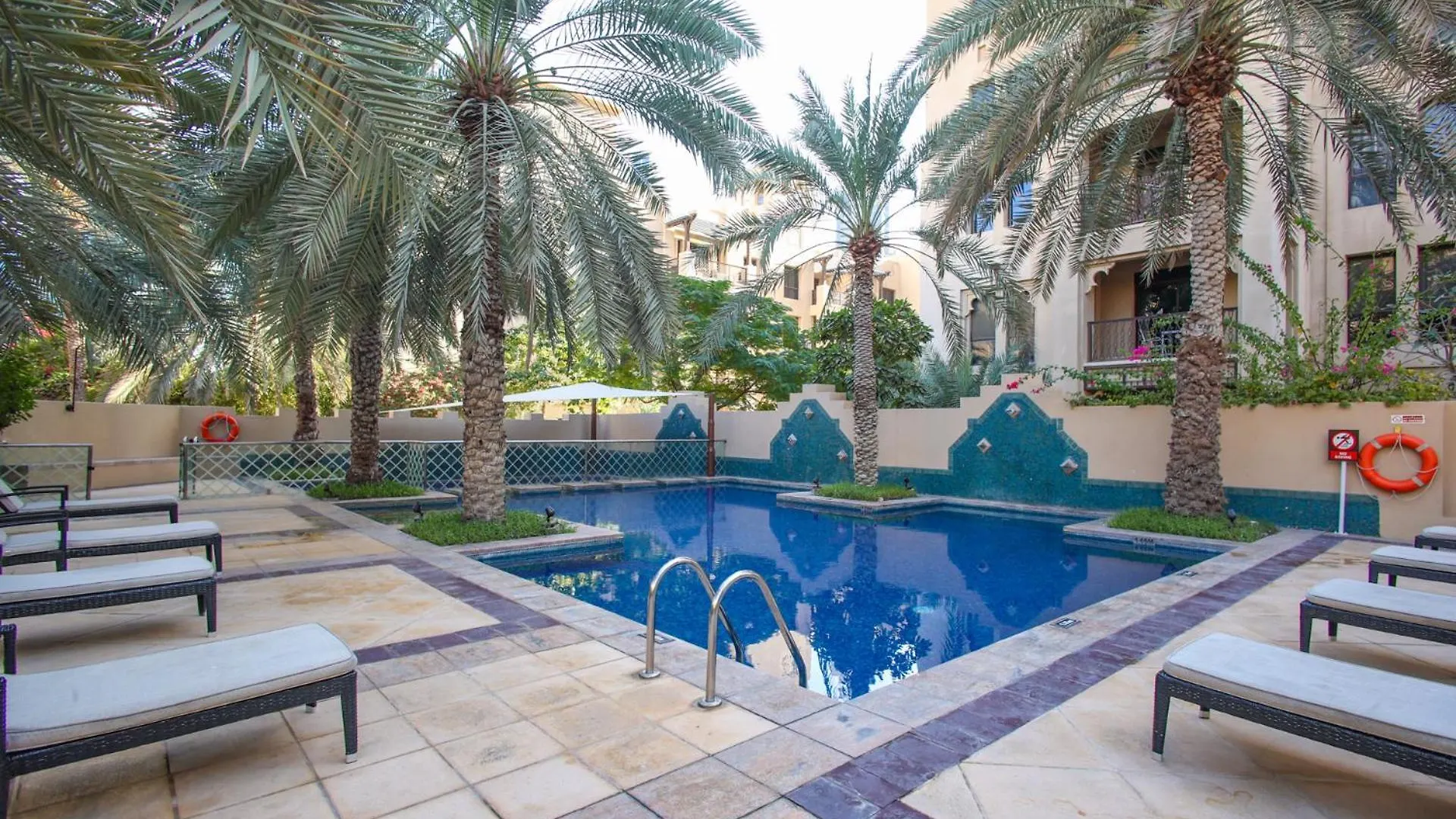 Elegant Old Town Escape With Burj Views & Near Mall Dubai Apartment
